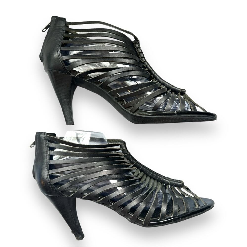 Crown Vintage Sexy Strappy High Heel Sandals GUC